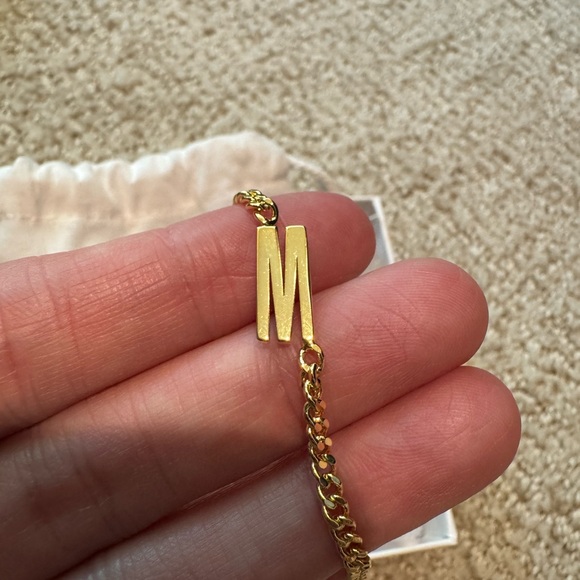 Brand New Gold Gorjana Wilder Alphabet M Bracelet - Picture 4 of 4